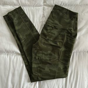 Amazon brand camo leggings